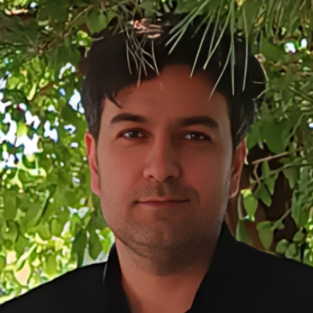 Ehsan Hosseini博士